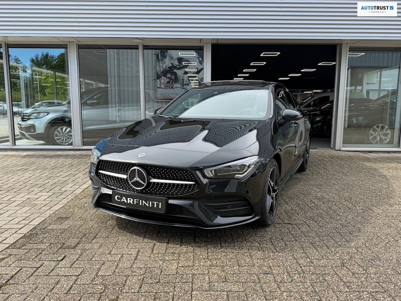 Mercedes-Benz CLA-klasse Shooting Brake - 250 e Business AMG Limited | Navi| Cruise |Panoramadak | Sfeerverlichting | zwarte hemel. - AutoWereld.nl