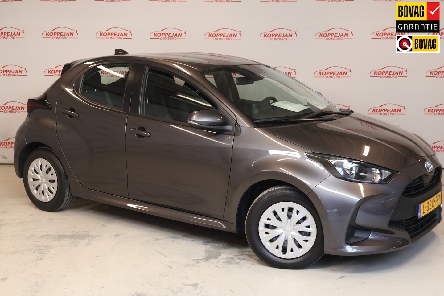 Toyota Yaris - 1.5 Hybrid Active NL auto, Klimaatregeling, Cruise controle, Lane assist, - AutoWereld.nl