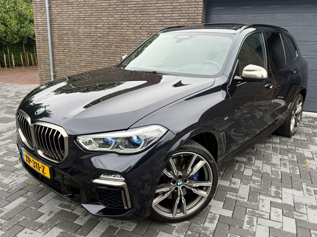 BMW X5 - M50d High Executive, BOWERS&WILKINS, PANO, 22'', INDIVIDUAL, 4-WIEL STURING - AutoWereld.nl