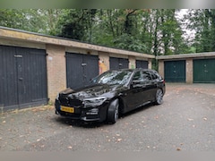 BMW 5-serie Touring - 540i xDrive High Executive M-Sportpakket - Unieke NL Auto