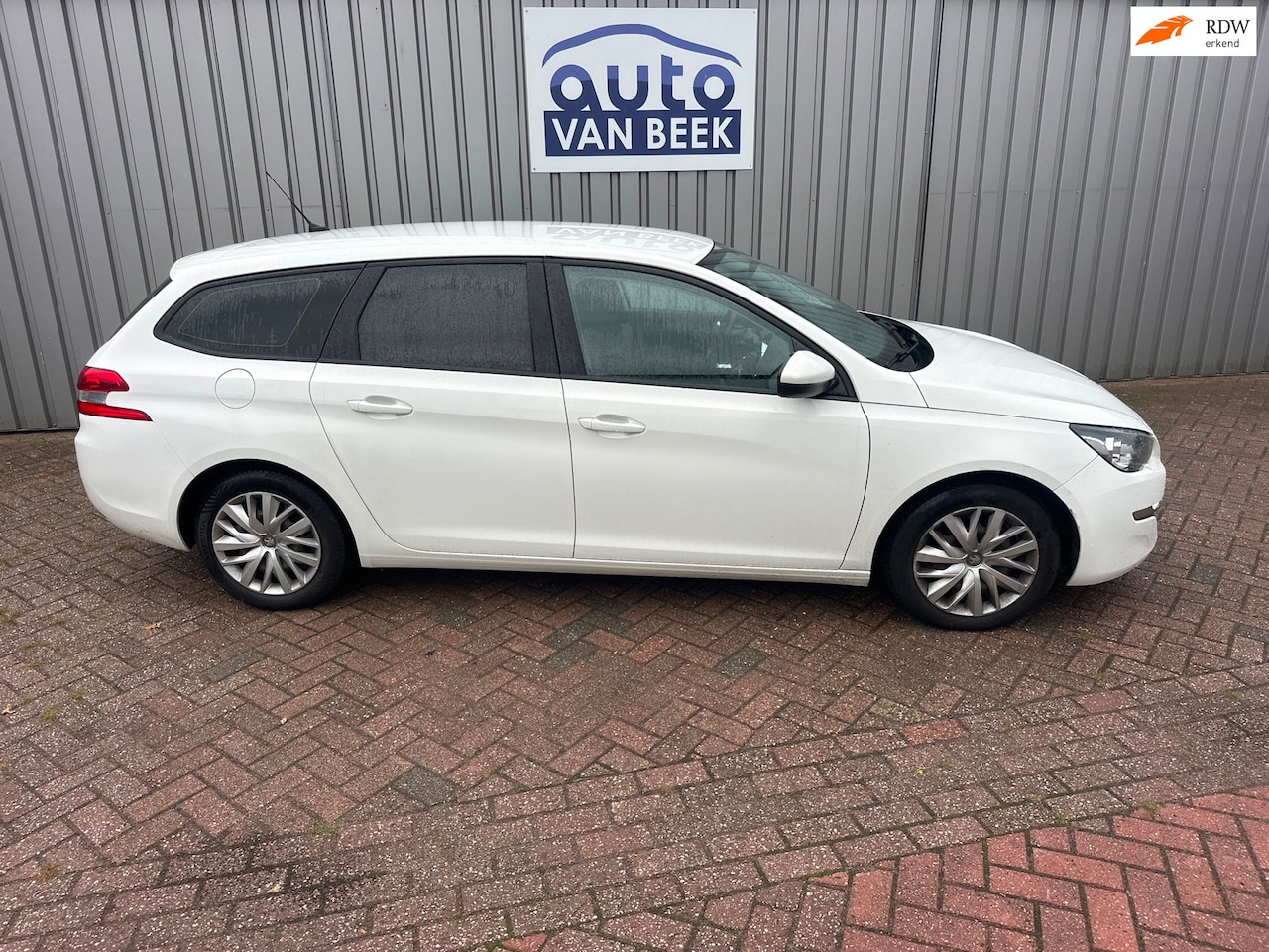 Peugeot 308 SW - 1.6 BlueHDI Blue Lease 1.6 BlueHDI Blue Lease - AutoWereld.nl