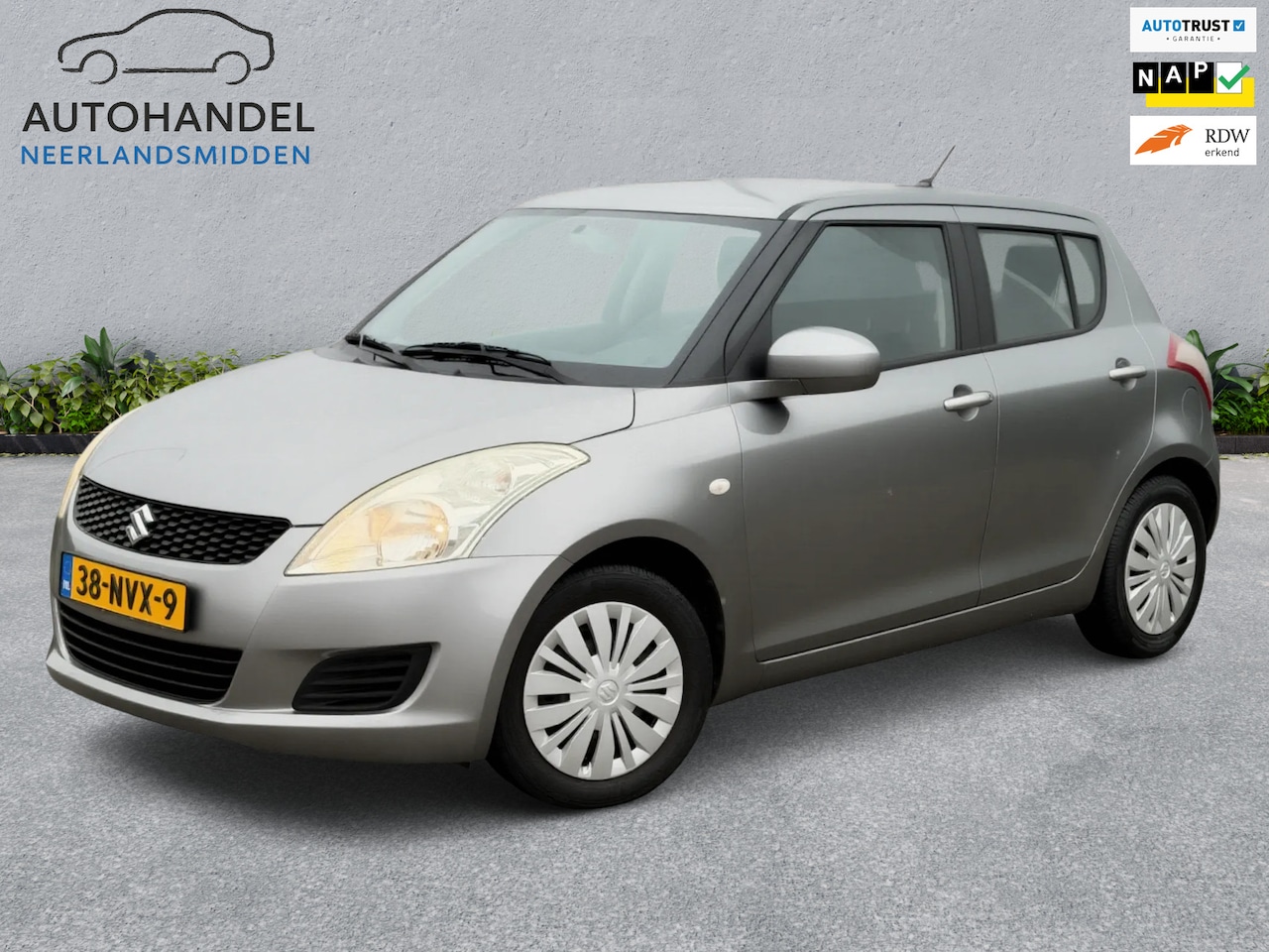 Suzuki Swift - 1.2 Bandit EASSS AIRCO stoelverwarming - AutoWereld.nl