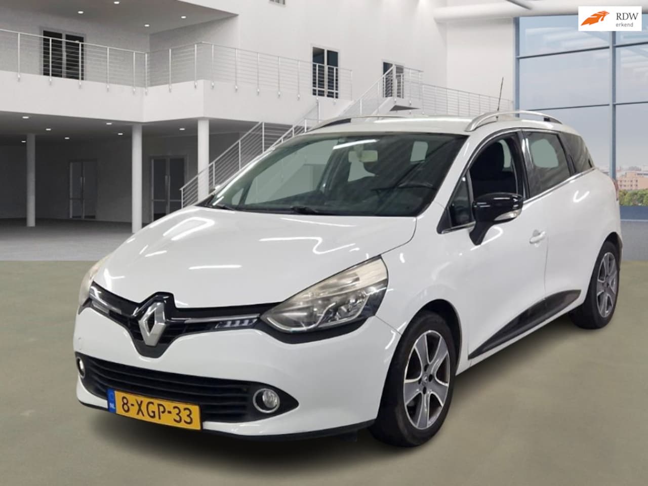 Renault Clio Estate - 1.5 dCi ECO Night&Day PSENSOR NAVI CRUISE TREKHAAK - AutoWereld.nl