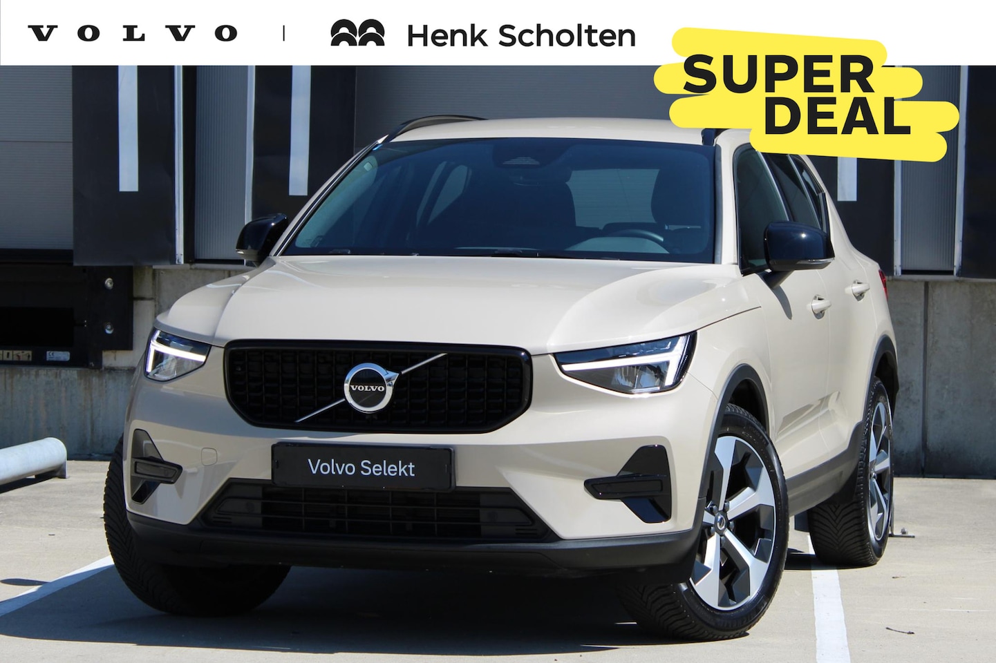 Volvo XC40 - B4 Plus Dark | Trekhaak | Verwarmbare voorstoelen en stuurwiel | Premium audio by Harman K - AutoWereld.nl