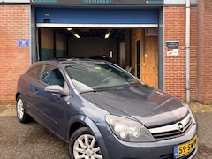 Opel Astra GTC - 1.8 Sport 140PK MET APK