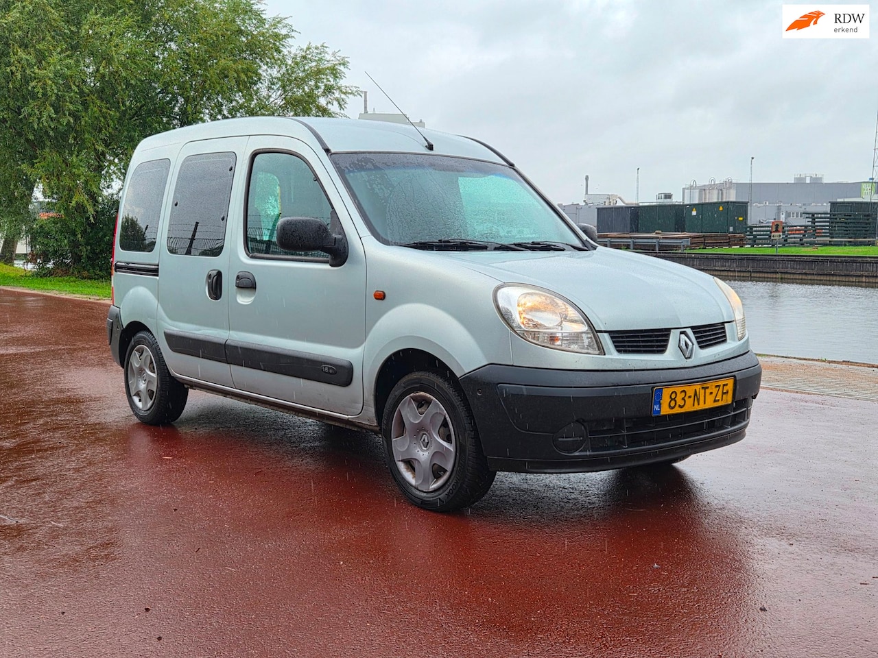 Renault Kangoo - 1.6-16V Privilège 1.6-16V Privilège - AutoWereld.nl
