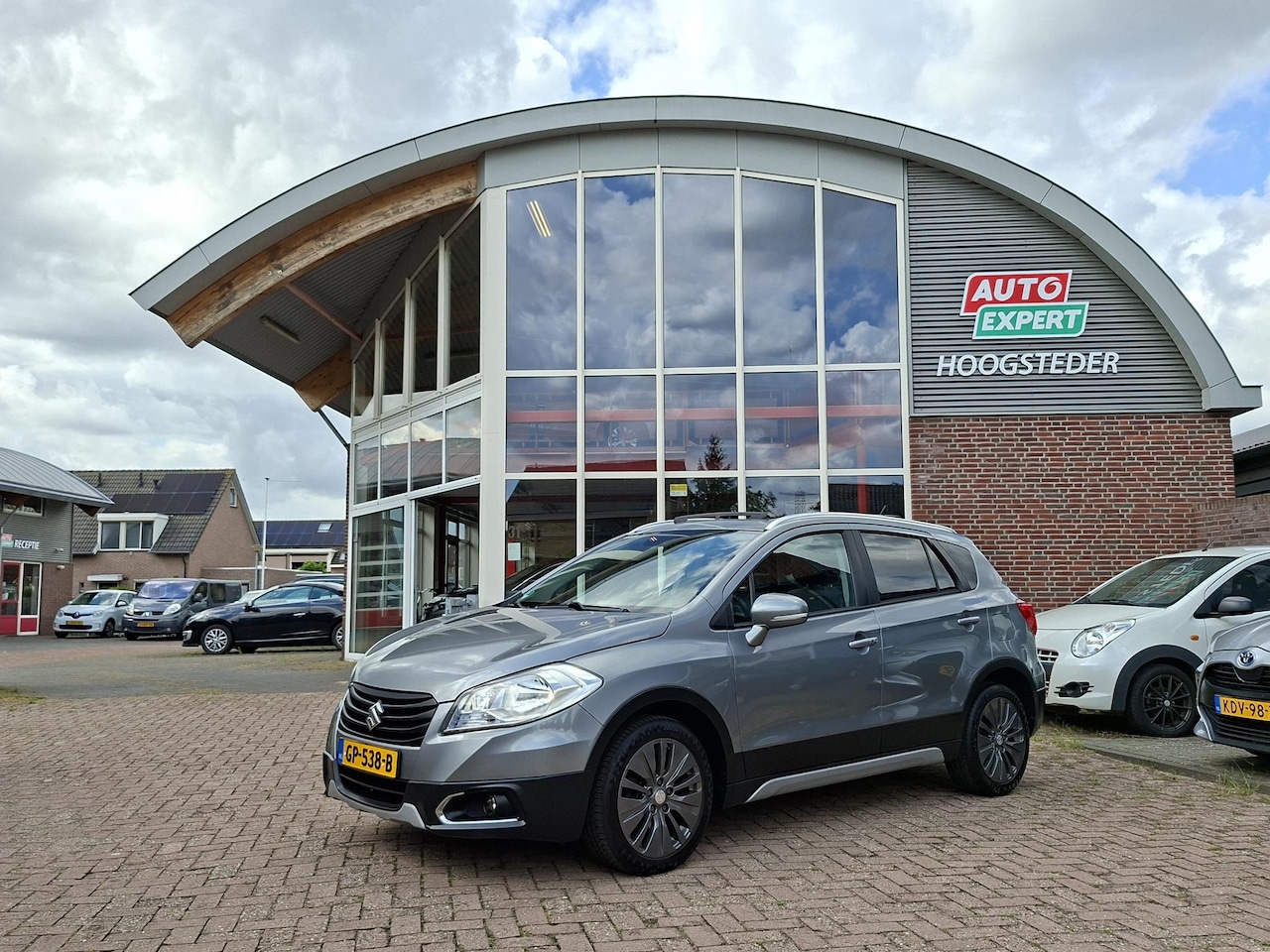 Suzuki SX4 S-Cross - 1.6 Exclusive schuifdak|carplay|stoelverwarming - AutoWereld.nl