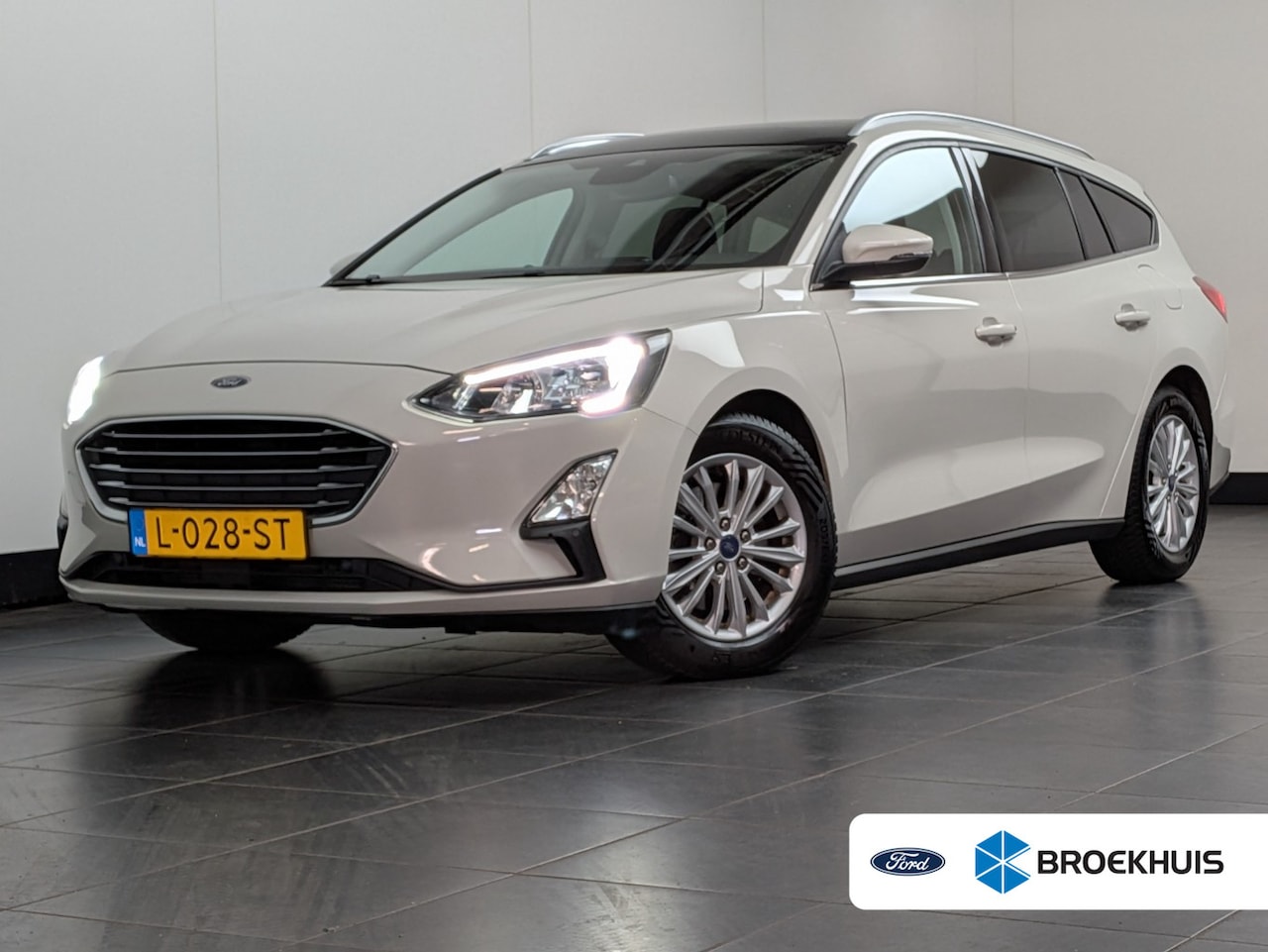 Ford Focus Wagon - 1.0 EcoBoost Hybrid Titanium X Business | Trekhaak Afneembaar | Clima | Navigatie | B&O | - AutoWereld.nl