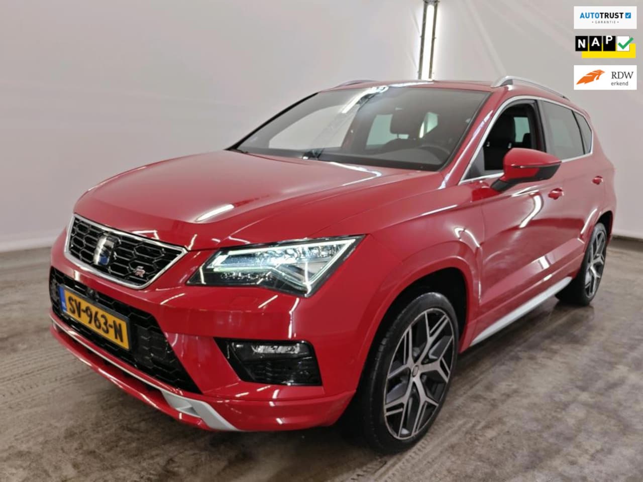 SEAT Ateca - 1.4 TSI FR Busi Intense DSG-7 5d + PANO TREKHAAK 360 CAMERA STOELVRE - AutoWereld.nl