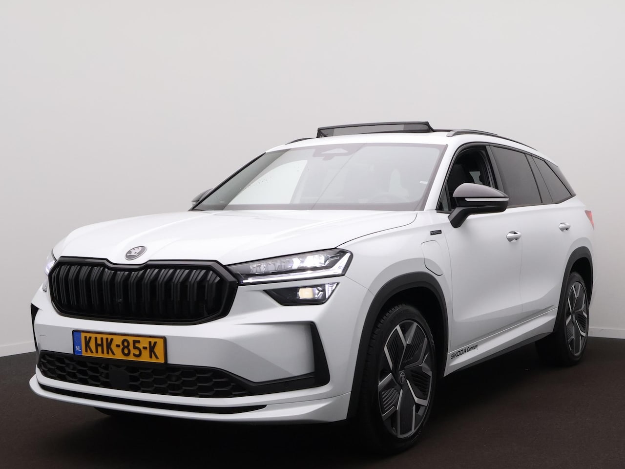 Skoda Kodiaq - 1.5 TSI PHEV Sportline Business Panodak - AutoWereld.nl