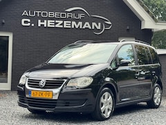 Volkswagen Touran - 1.4 TSI Optive 7 persoons zeer goed onderhouden Cruise & Climate Control Trekhaak Sportvel
