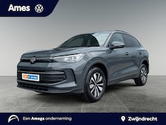 Volkswagen Tiguan - 1.5 eHybrid Life Edition Dodehoeksensoren | 360 graden camera 'Area View' | Elektrisch bed