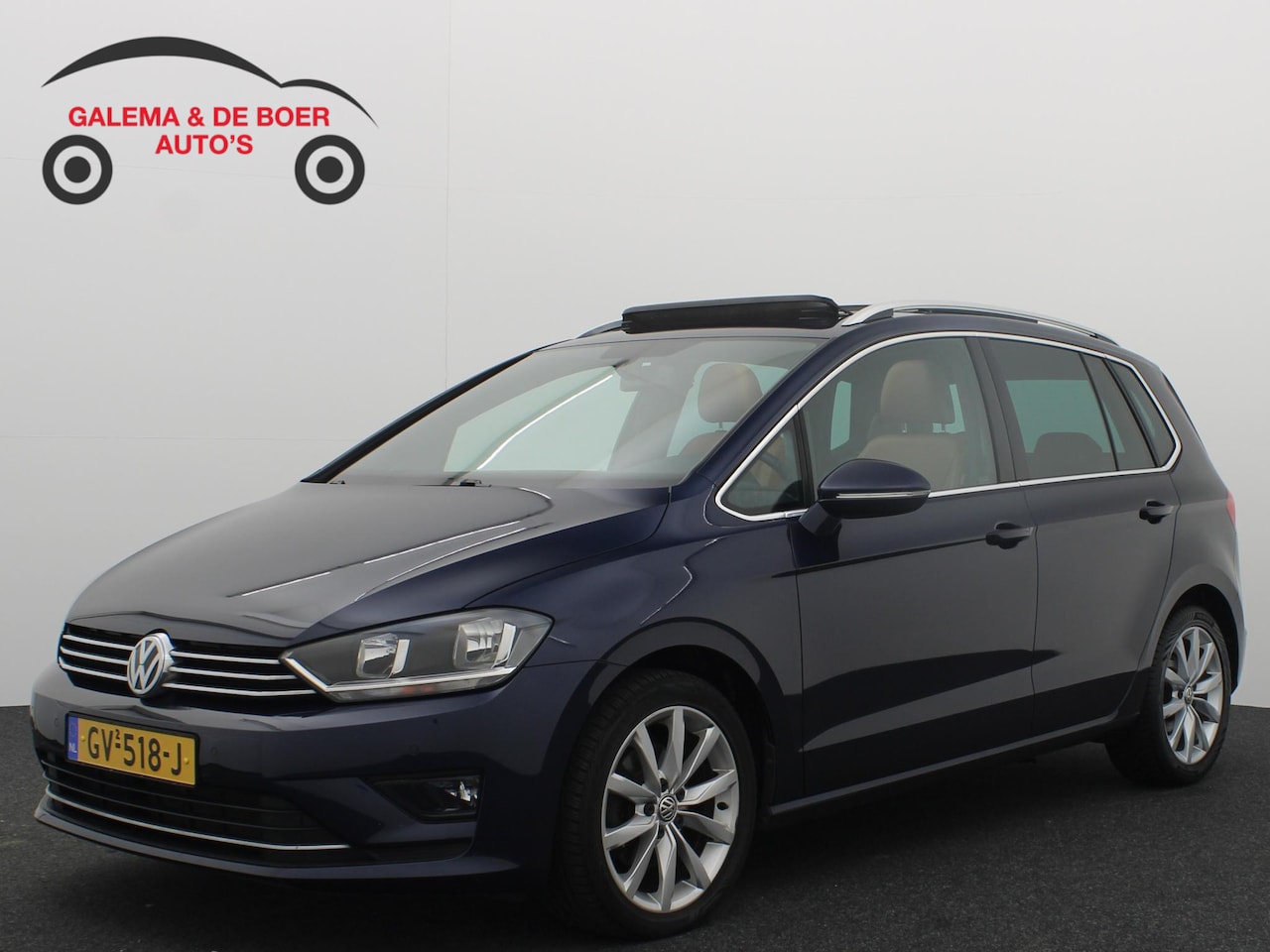 Volkswagen Golf Sportsvan - 1.4 TSI Business Edition 1STE EIG / AUTOMAAT / PANORAMADAK / CAMERA / CARPLAY / NAVI / CLI - AutoWereld.nl