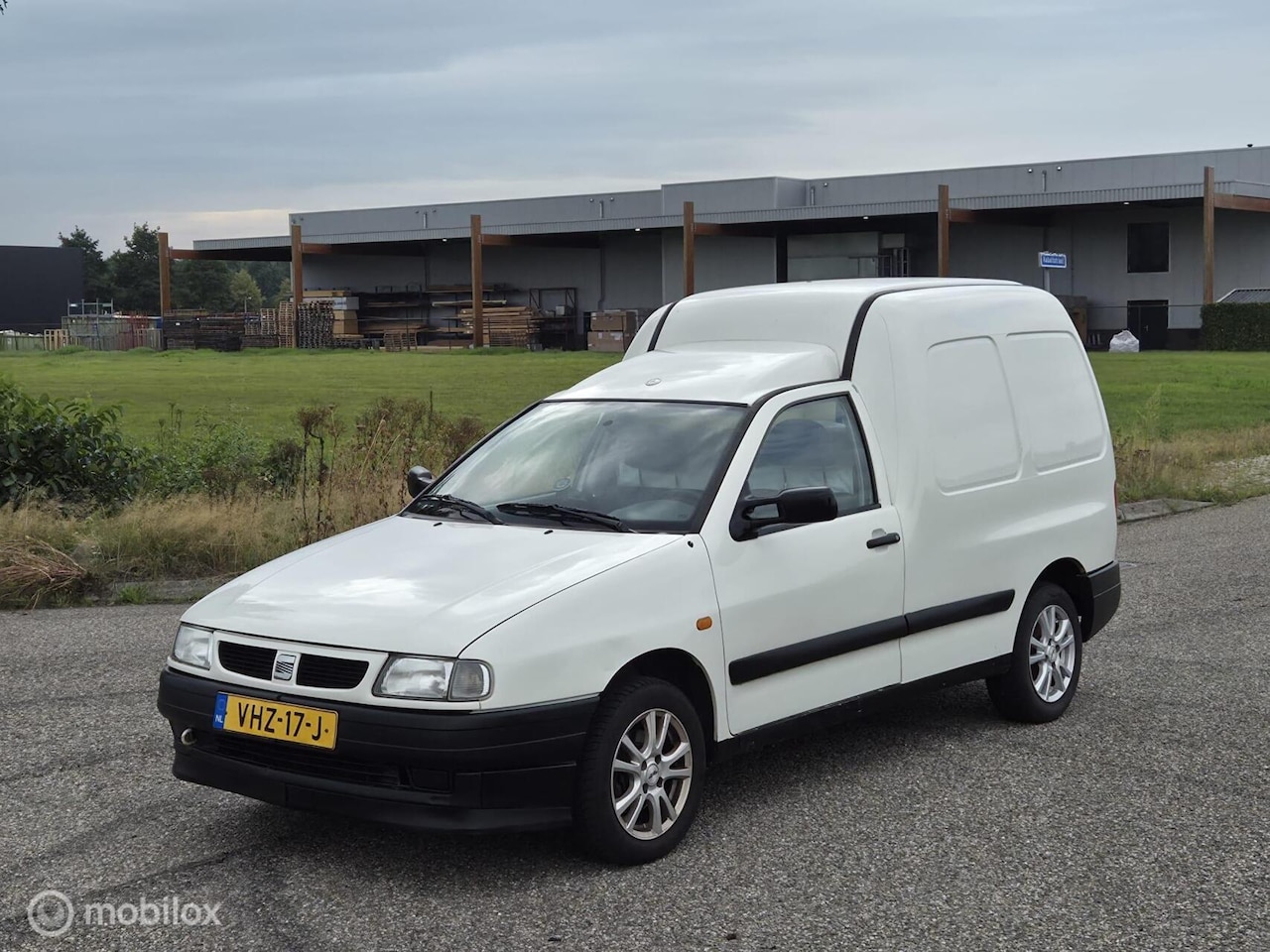 SEAT Inca - Bestel 1.4i Plus - AutoWereld.nl