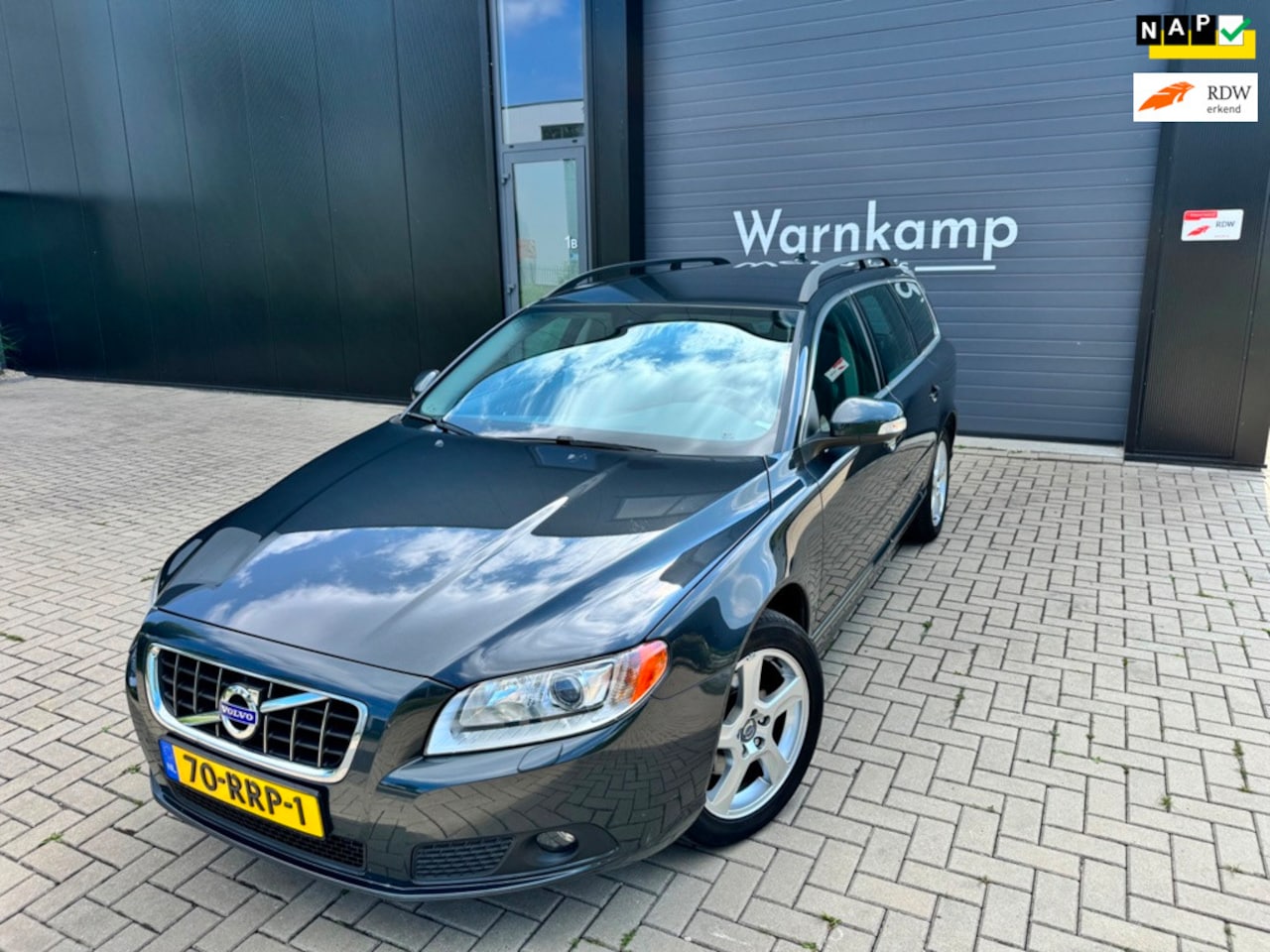 Volvo V70 - 1.6 T4 Limited Edition | Aut | Trekhaak - AutoWereld.nl