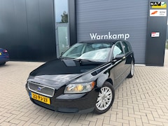 Volvo V50 - 2.4 Kinetic | Aut | Trekh | NAP | Goed onderhouden