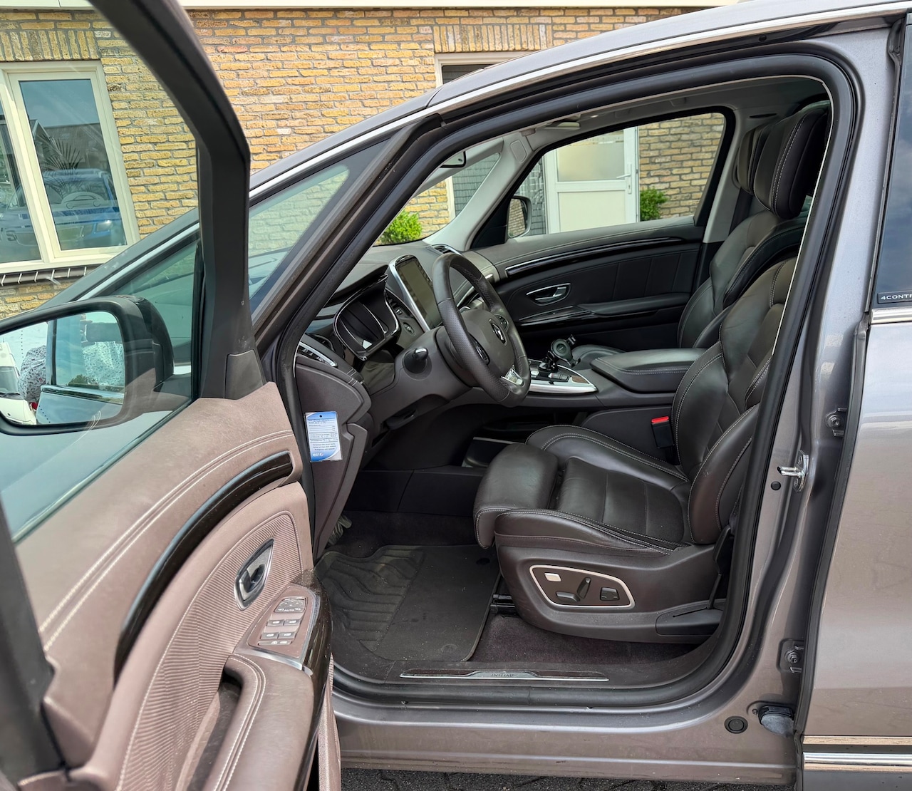 Renault Espace - 1.6 TCe Initiale Paris 7 Persoons - AutoWereld.nl