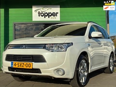 Mitsubishi Outlander - 2.0 PHEV Instyle|2e Eigenaar|Panoramadak|Camera|Navigatie|CruiseControl|Climatronic|Trekha