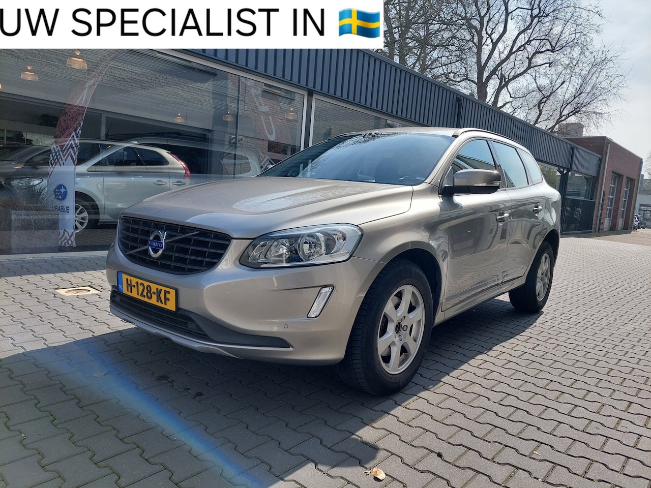 Volvo XC60 - 2.0 D3 FWD Kinetic Goed oh door een Volvo Specialist Navi Clima Cruise Telefoon PDC 17 inc - AutoWereld.nl