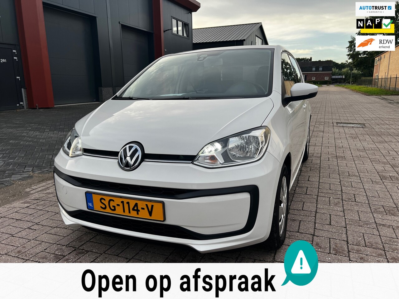 Volkswagen Up! - 1.0 BMT move up! Nieuwe APK en 4 banden - AutoWereld.nl