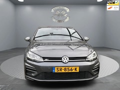 Volkswagen Golf - 1.0 TSI Highline Business R