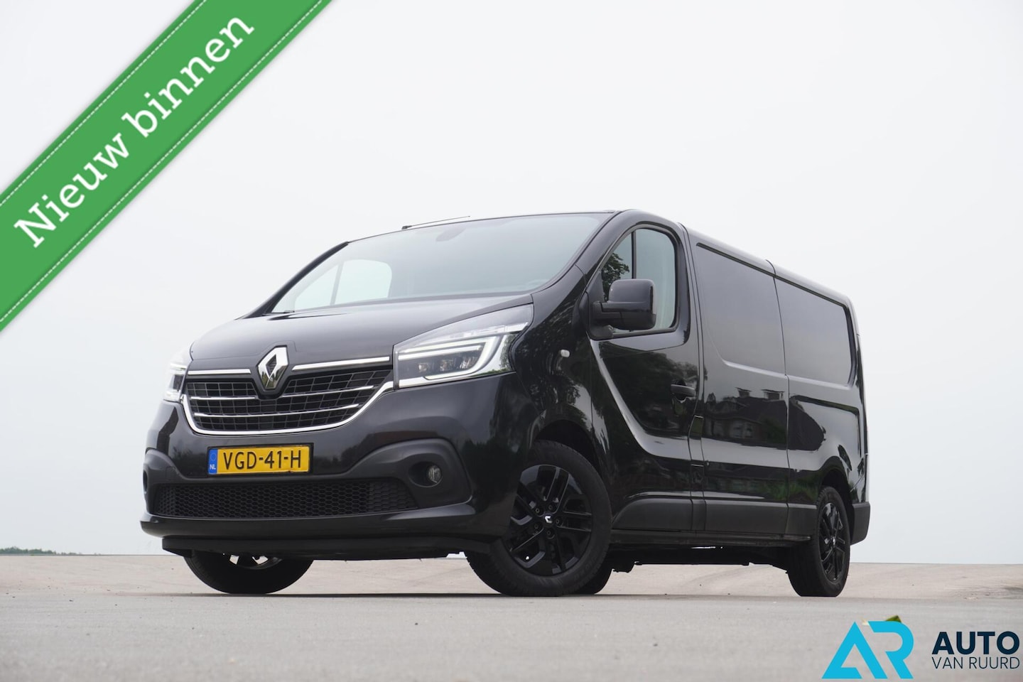 Renault Trafic - bestel 2.0 dCi 145 T29 L2H1 Business - AutoWereld.nl