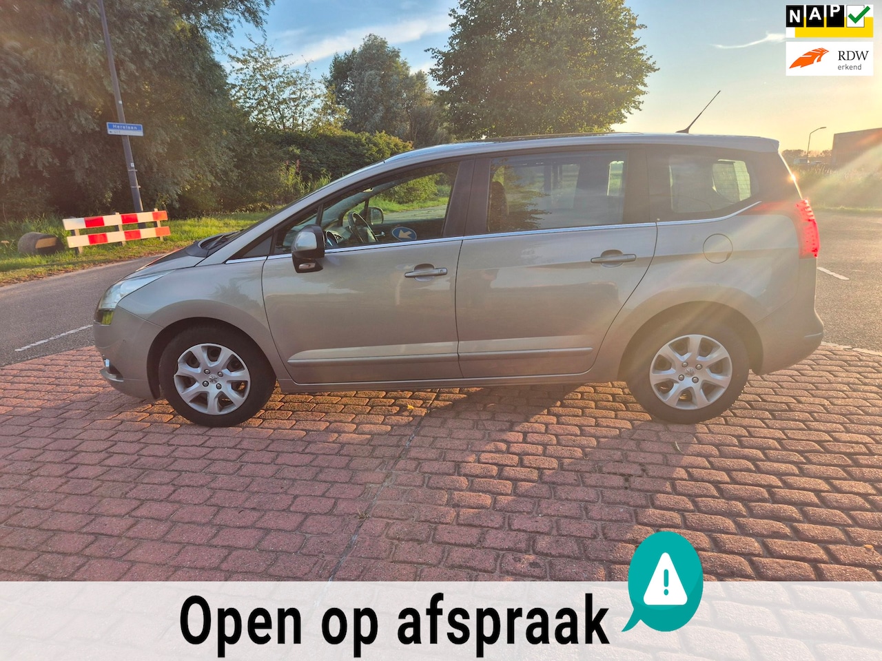 Peugeot 5008 - 1.6 VTi ST 7p. 1.6 VTi ST 7p. - AutoWereld.nl
