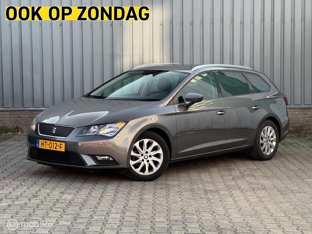 SEAT Leon ST - 1.0 EcoTSI | Carplay/A.A. | PDC | Trekhaak - AutoWereld.nl