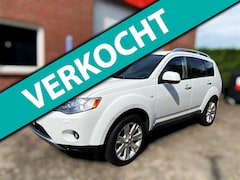 Mitsubishi Outlander - 2.0 DI-D Intense+/ 7zits/ Vol Opties