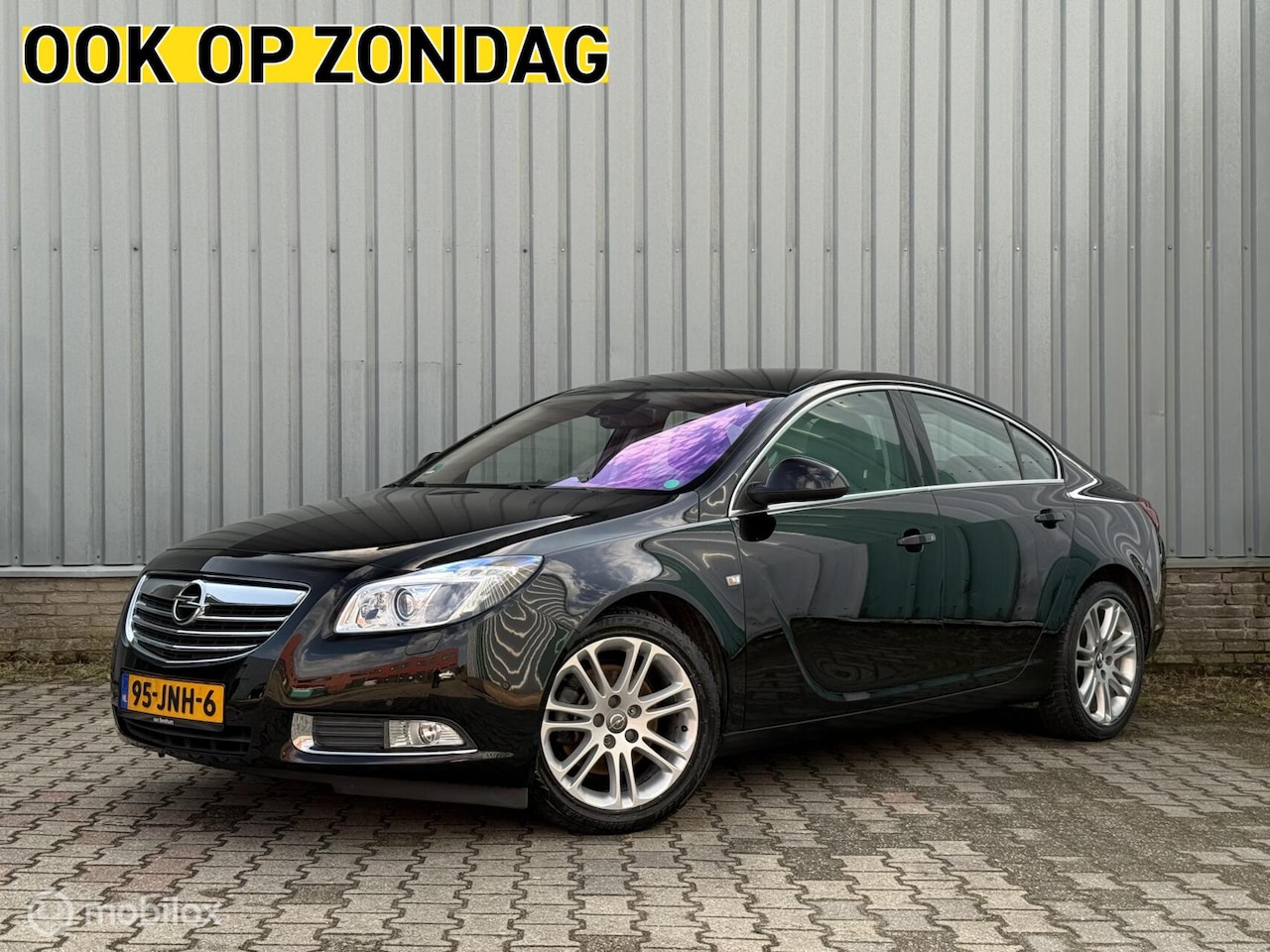 Opel Insignia - 2.0 T Sport | Leer | 221PK - AutoWereld.nl