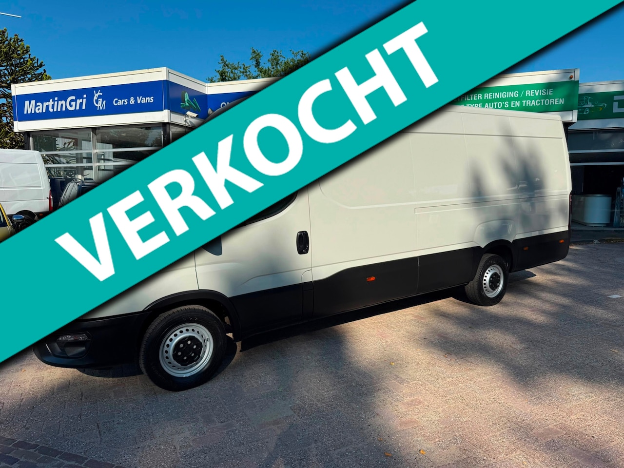 Iveco Daily - 35C14 2.3 L5 H3 - AutoWereld.nl