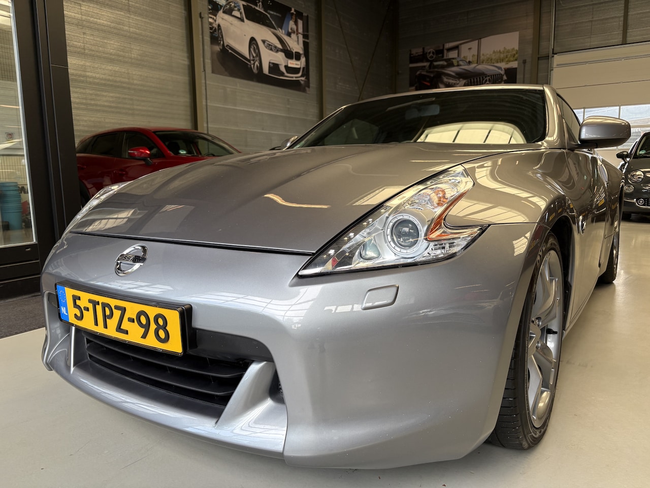 Nissan 370Z - 3.7 V6 Pack Bose, Cruise, Navi - AutoWereld.nl