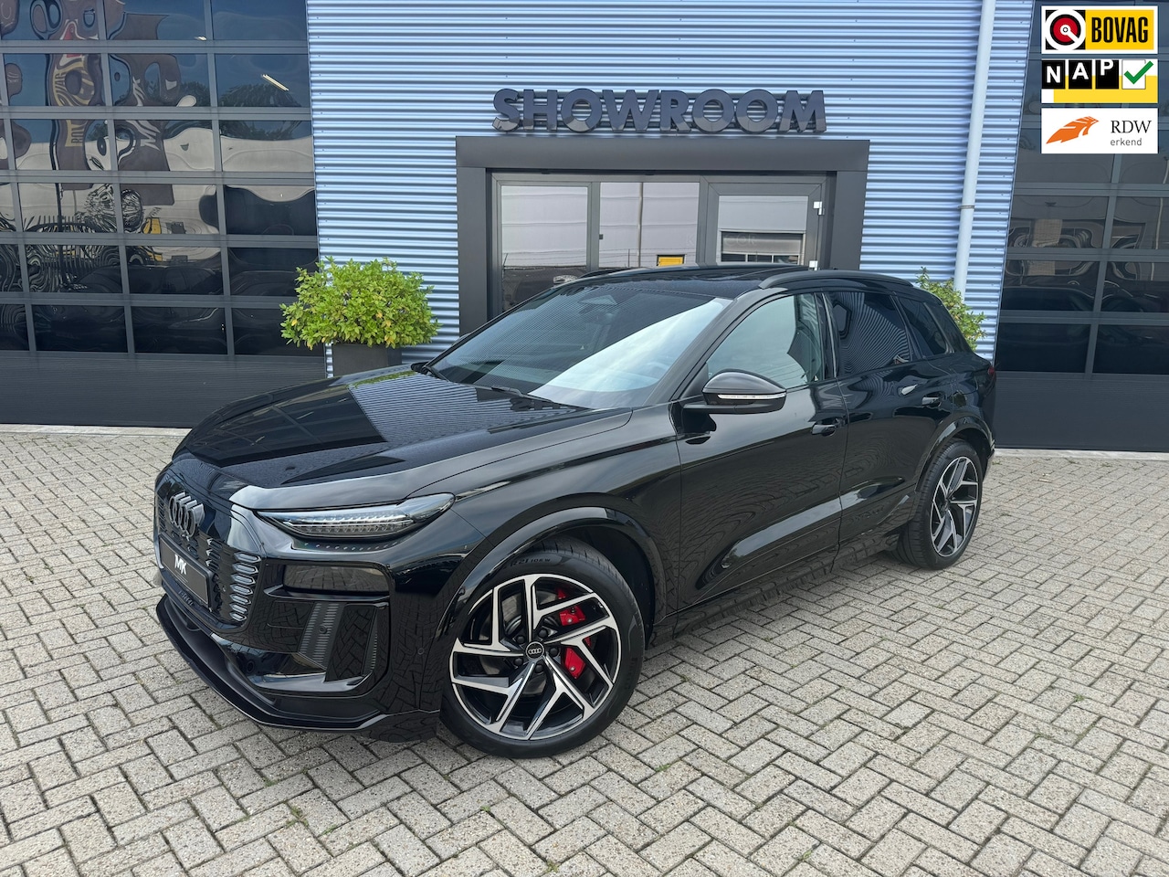 Audi Q6 SQ6 e-tron - SQ6 quattro 100 kWh PANO|TREKHAAK|LEDER|HEADUP|SFEERVERLICHTING|B&O|MEEST LUXE UITVOERING - AutoWereld.nl