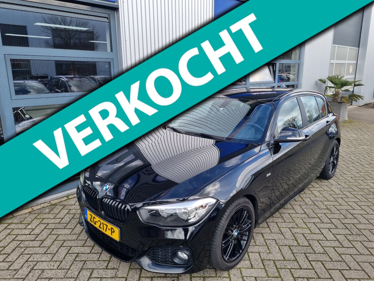 BMW 1-serie - 116i Centennial Executive ///M pakket /// cruise control | stoelverwarming | 160 pk - AutoWereld.nl