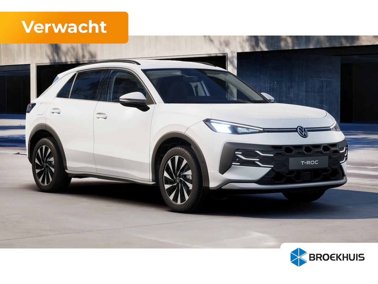 Volkswagen T-Roc - Life Edition | 'App-Connect' draadloze smartphone integratie | 30,5 cm display met 2D en 3 - AutoWereld.nl