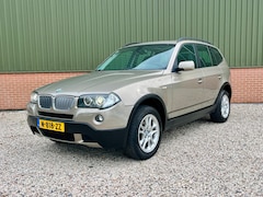 BMW X3 - 3.0 Si- 272Pk- Panorama - Leder