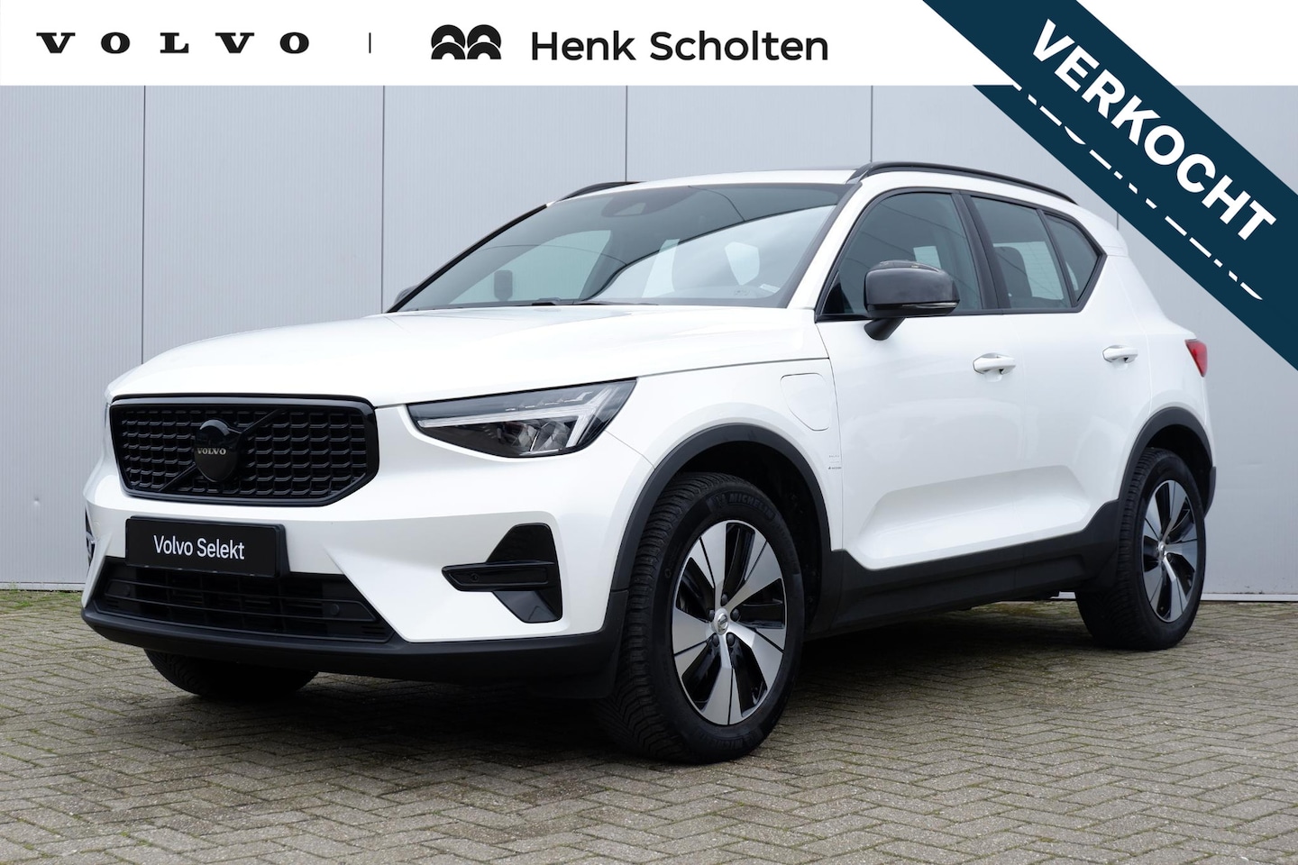 Volvo XC40 - T4 Automaat Plug-in hybrid Plus Dark | Panoramadak | Adaptieve Cruise Control | Harman Kar - AutoWereld.nl