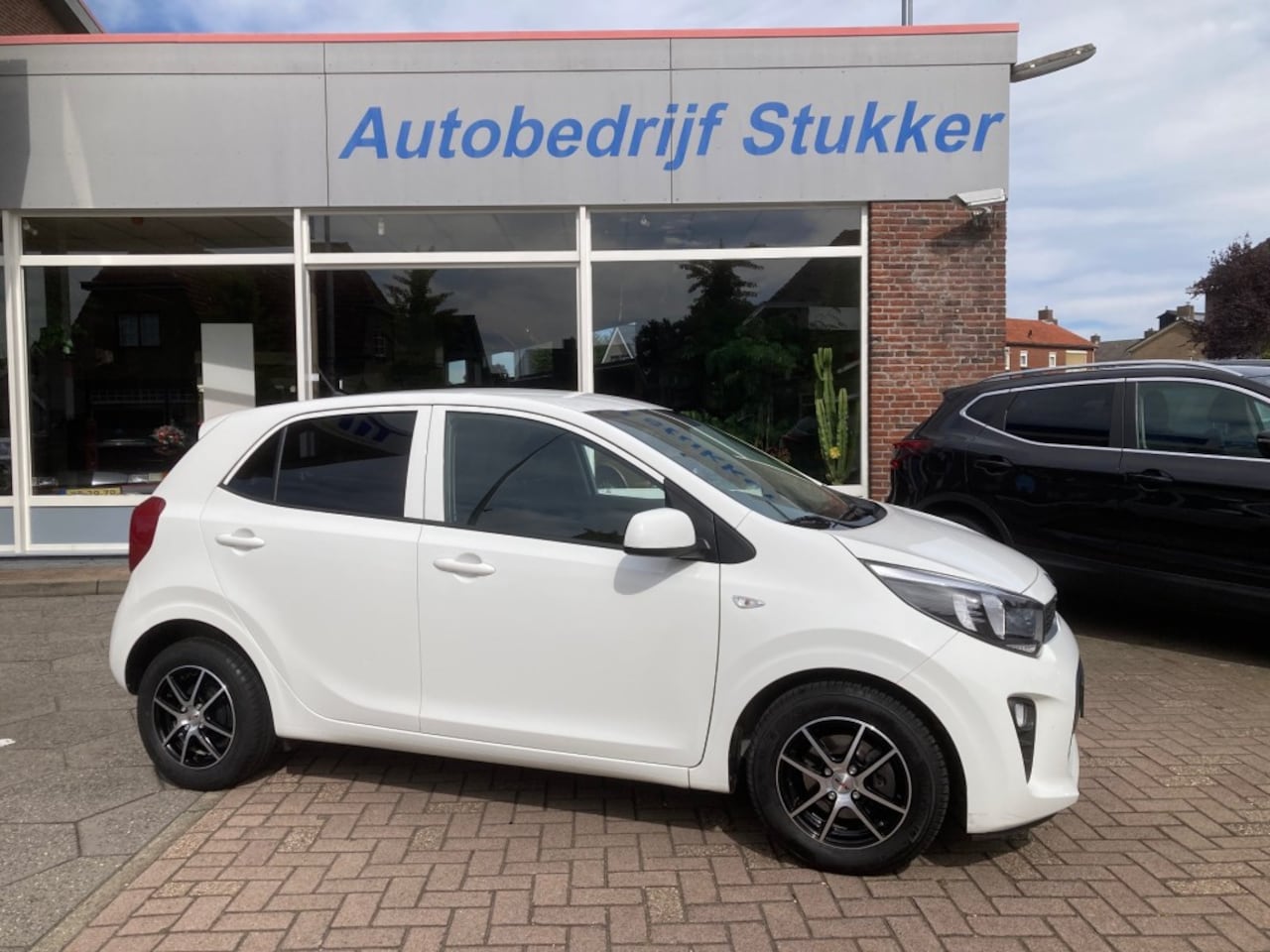 Kia Picanto - 1.0 Cvvt Comfort PlusLine Airco LM velgen - AutoWereld.nl
