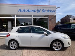 Toyota Auris - 1.8 VVT-i Hybride Aspiration Bussiness 134972 km