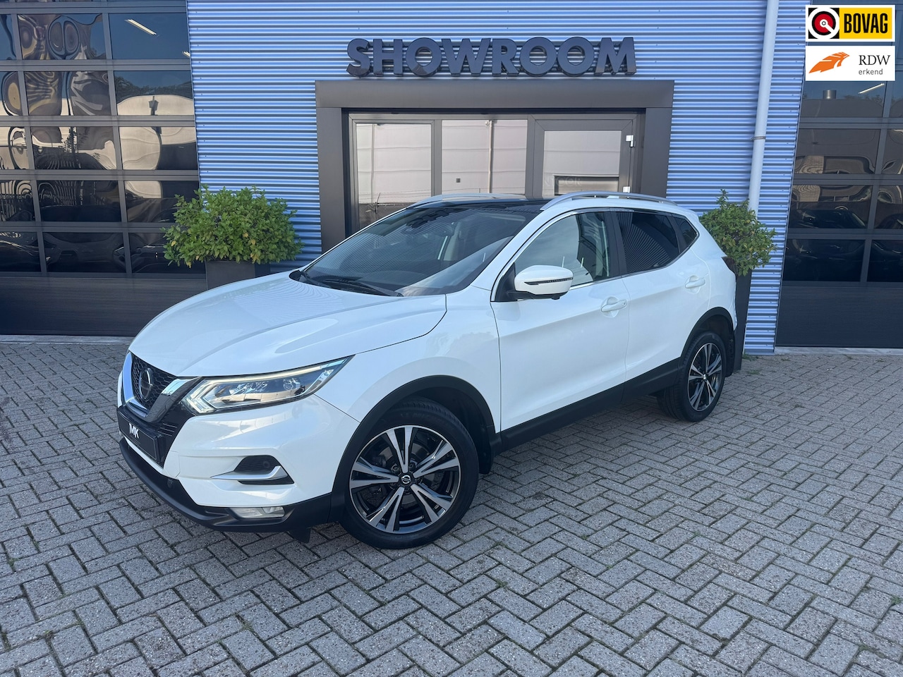 Nissan Qashqai - 1.3 DIG-T N-Connecta Pano|Camera|Automaat|Applecarplay|Navi|Cruise - AutoWereld.nl