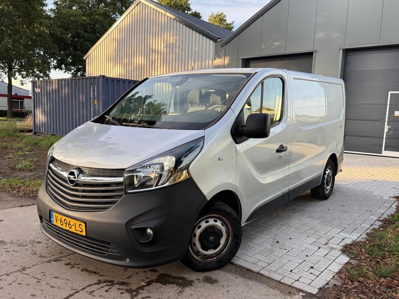 Opel Vivaro - 1.6 CDTI L1H1 1e eigenaar Navi/pdc/camera - AutoWereld.nl