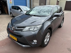 Toyota RAV4 - 2.0 Dynamic 4WD LEER 2013 Zeer netjes NAP + Boekjes zijn aanwezig. Complete uitvoering met