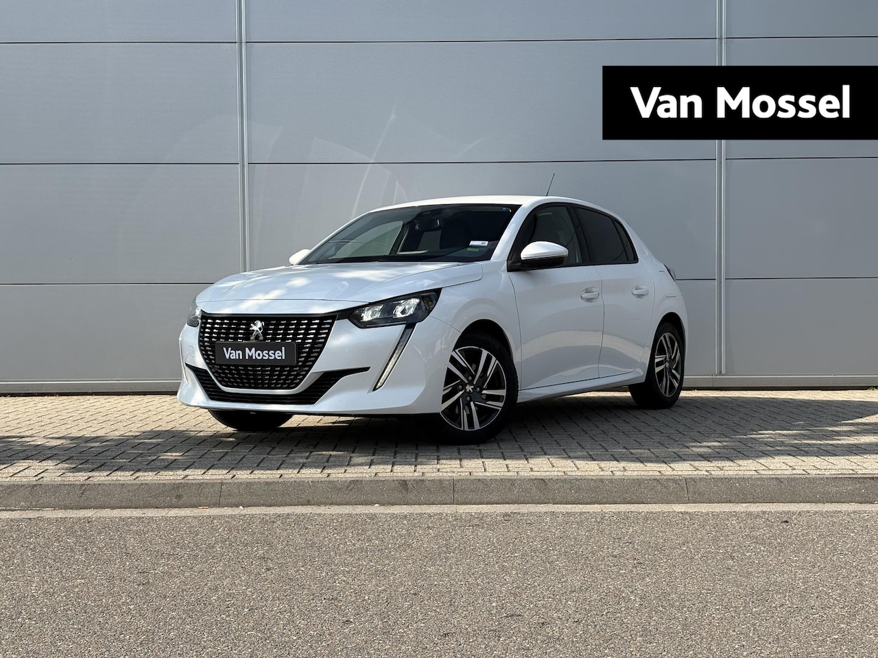Peugeot 208 - 1.2 PureTech Allure | Parkeerhulp | Cruise Control | Airco | Apple Carplay/Android Auto - AutoWereld.nl