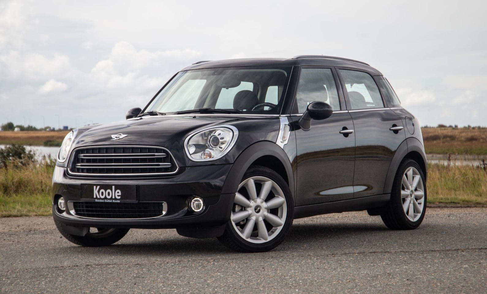 MINI Countryman - 1.6 Cooper Chili AUTOMAAT / CRUISE CONTROLE / AIRCO / PERFECT ONDERHOUDEN / TREKHAAK - AutoWereld.nl
