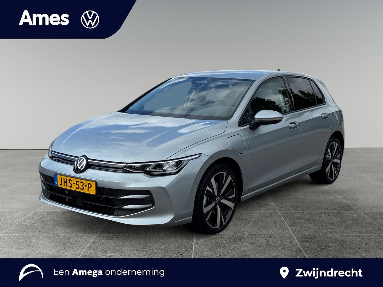 Volkswagen Golf - 1.5 204pk eHybrid Life Edition ErgoActive bestuurdersstoel | 360 graden camera 'Area View' - AutoWereld.nl