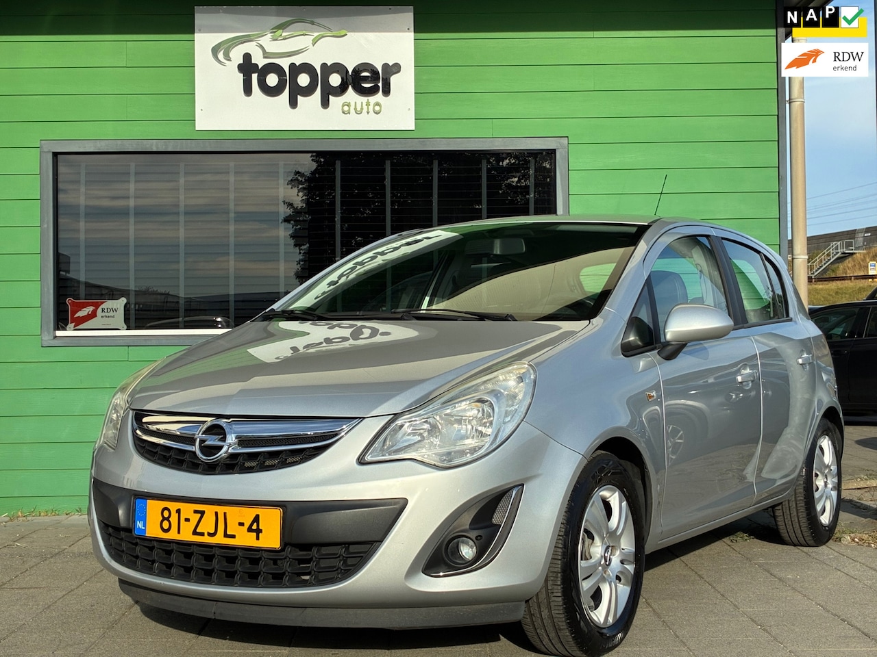 Opel Corsa - 1.4-16V Anniversary Edition|1e Eigenaar|CruiseControl|Trekhaak|Airco|PDC|Elektr.ramen|NAP| - AutoWereld.nl