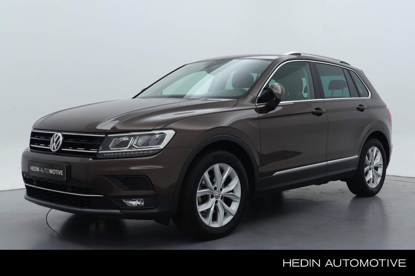 Volkswagen Tiguan - 1.4 TSI ACT Highline | Automaat - AutoWereld.nl