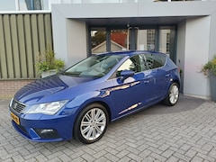 SEAT Leon - 1.5 TSI Style Business Intense | Airco | Navigatie | Cruise controle | Trekhaak |