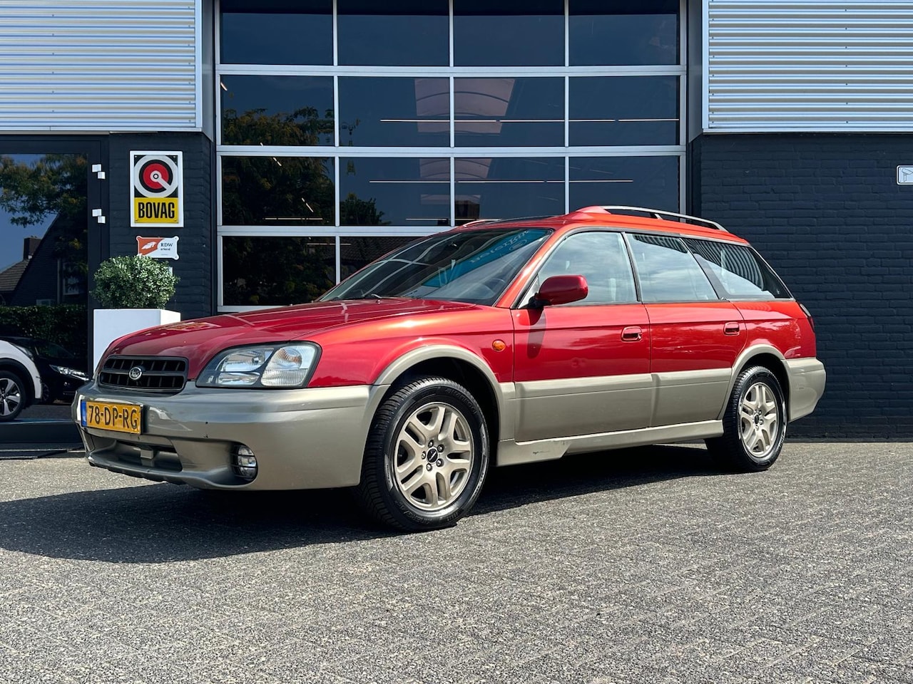 Subaru Legacy Outback - 2.5 Outback AWD 2.5 Outback AWD, Automaat, Airco, Pano, Radio, NAP, APK - AutoWereld.nl