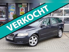 Volvo V50 - 1.8F Momentum NAP Clima/Cruise/PDC/Leder/Trekh